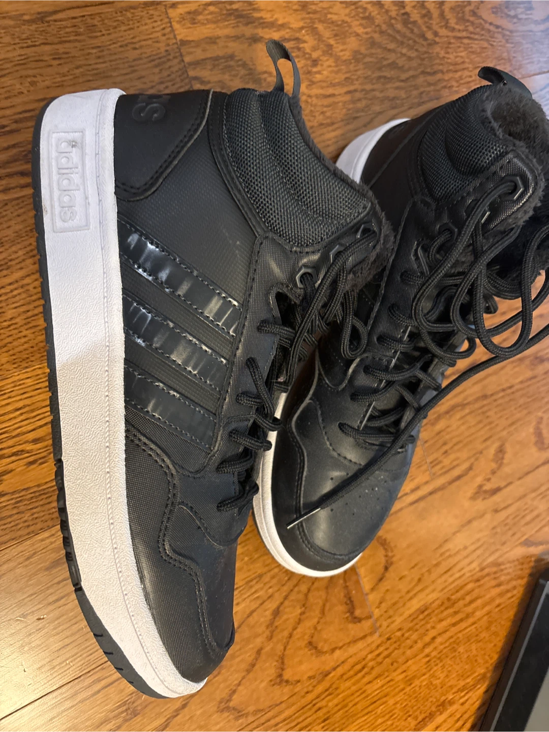 Adidas shoes - photo 3