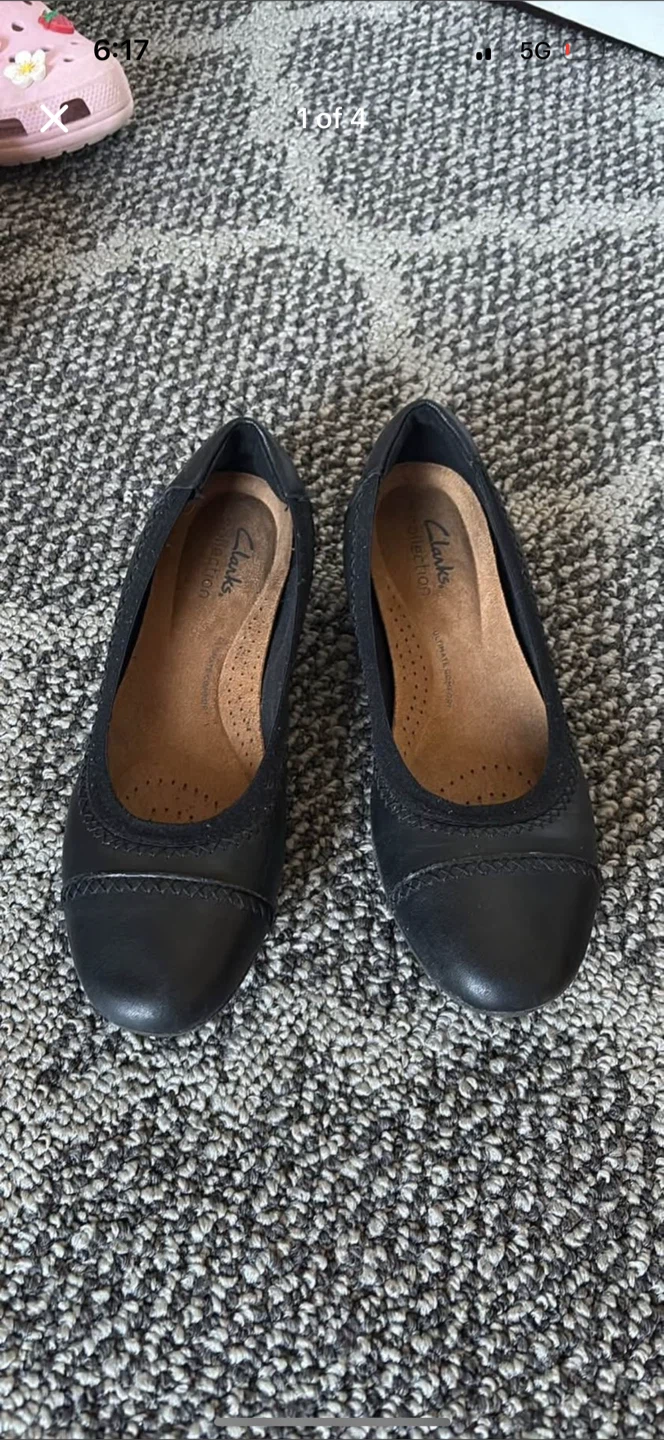 Clarks Black Leather Ballet Flats