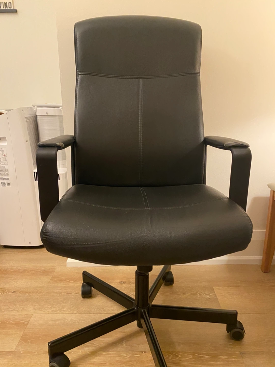 Black Office Chair - photo 2