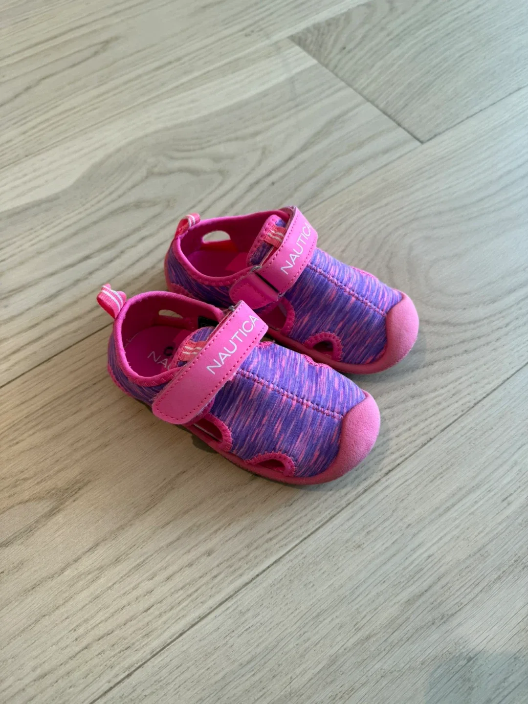 Nautica Kids Water Shoes - Size 7