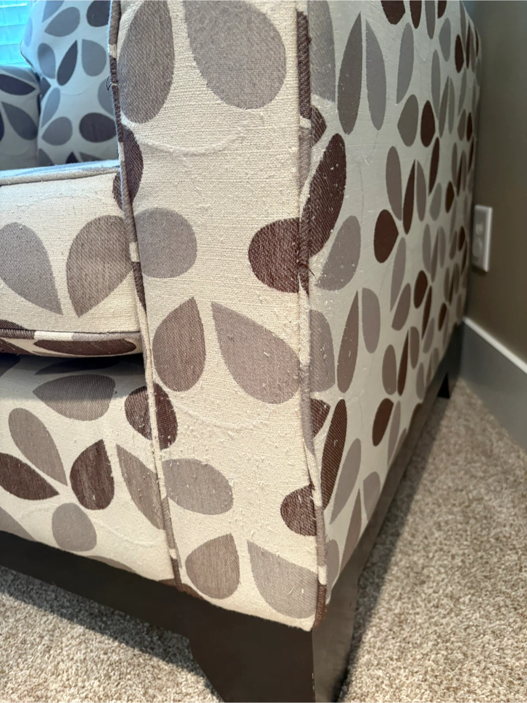 Living room accent chair - photo 2