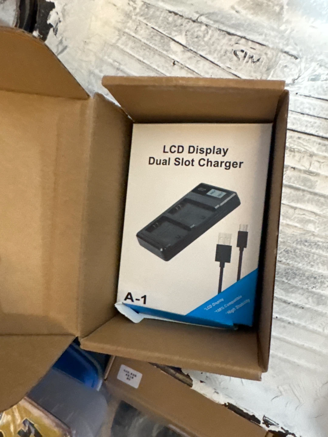 New A-1 LCD Display Dual Slot Charger