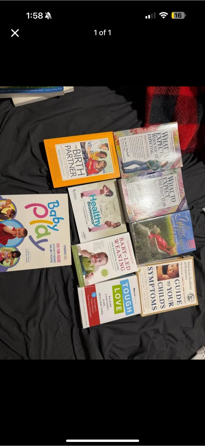 Parenting Books Bundle - What to Expect, Baby-Led Weaning thumbnail