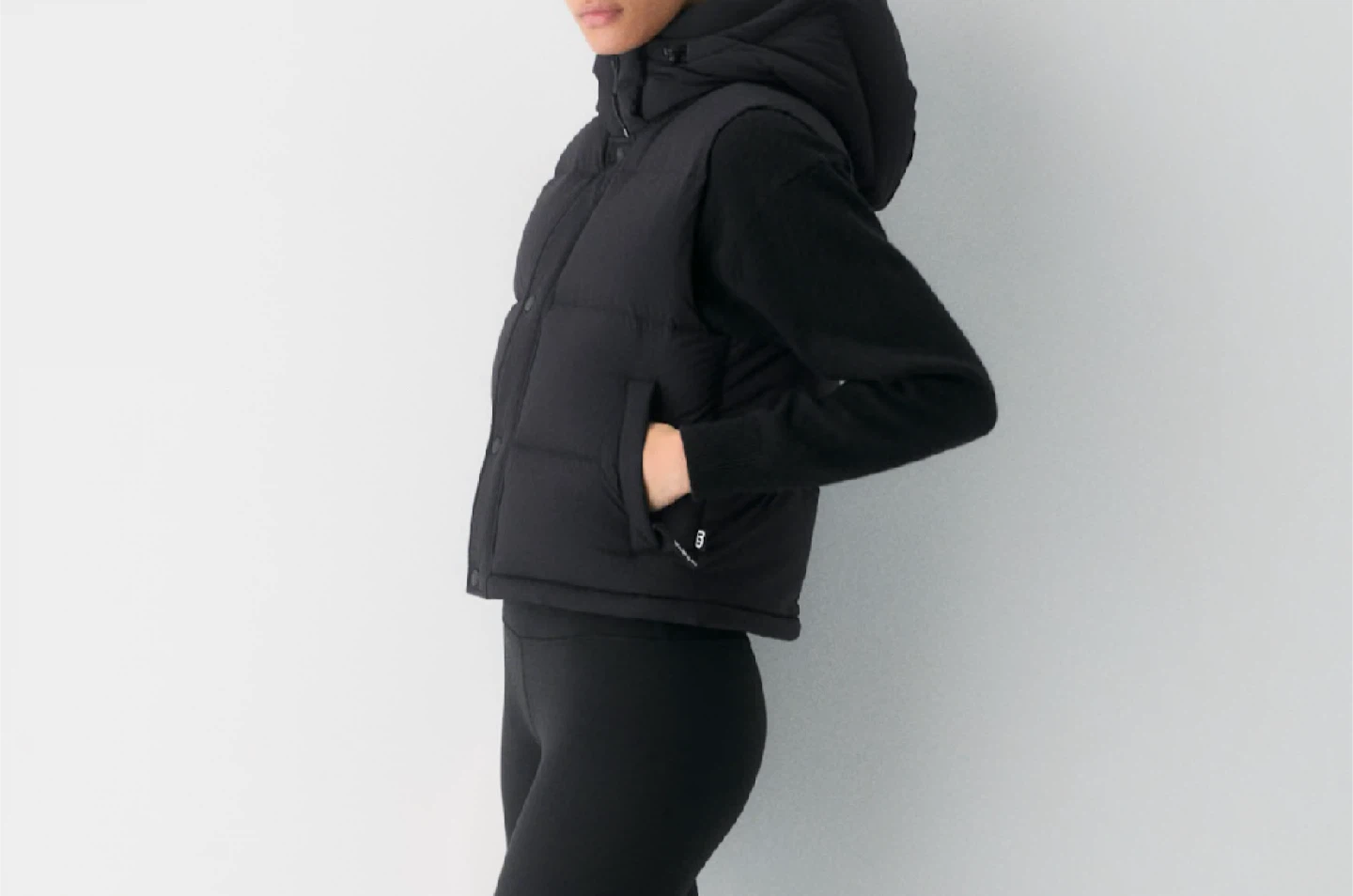 Aritzia Super Puff Vest-Shorty - photo 3