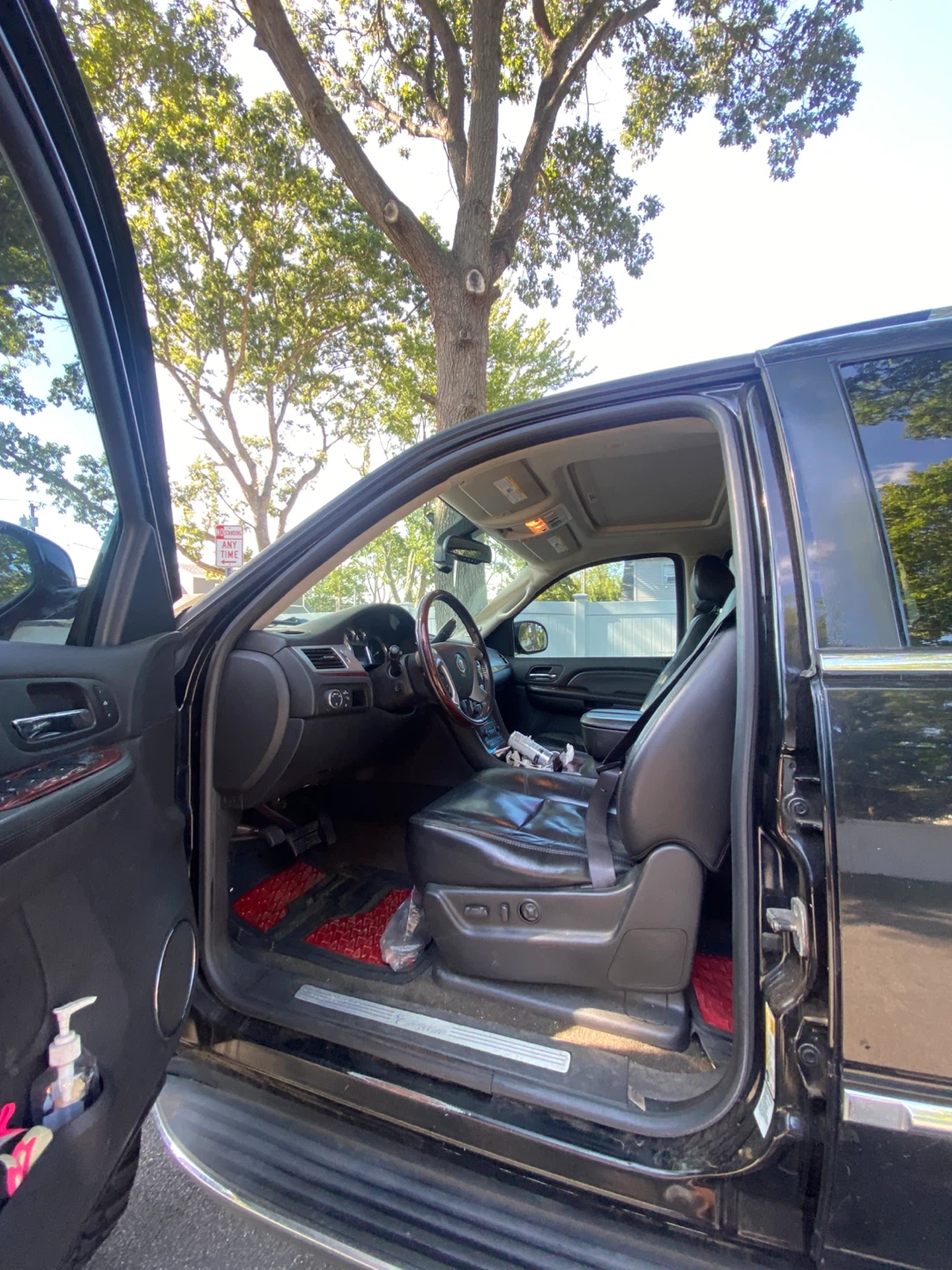 Black Cadillac Escalade SUV - photo 3