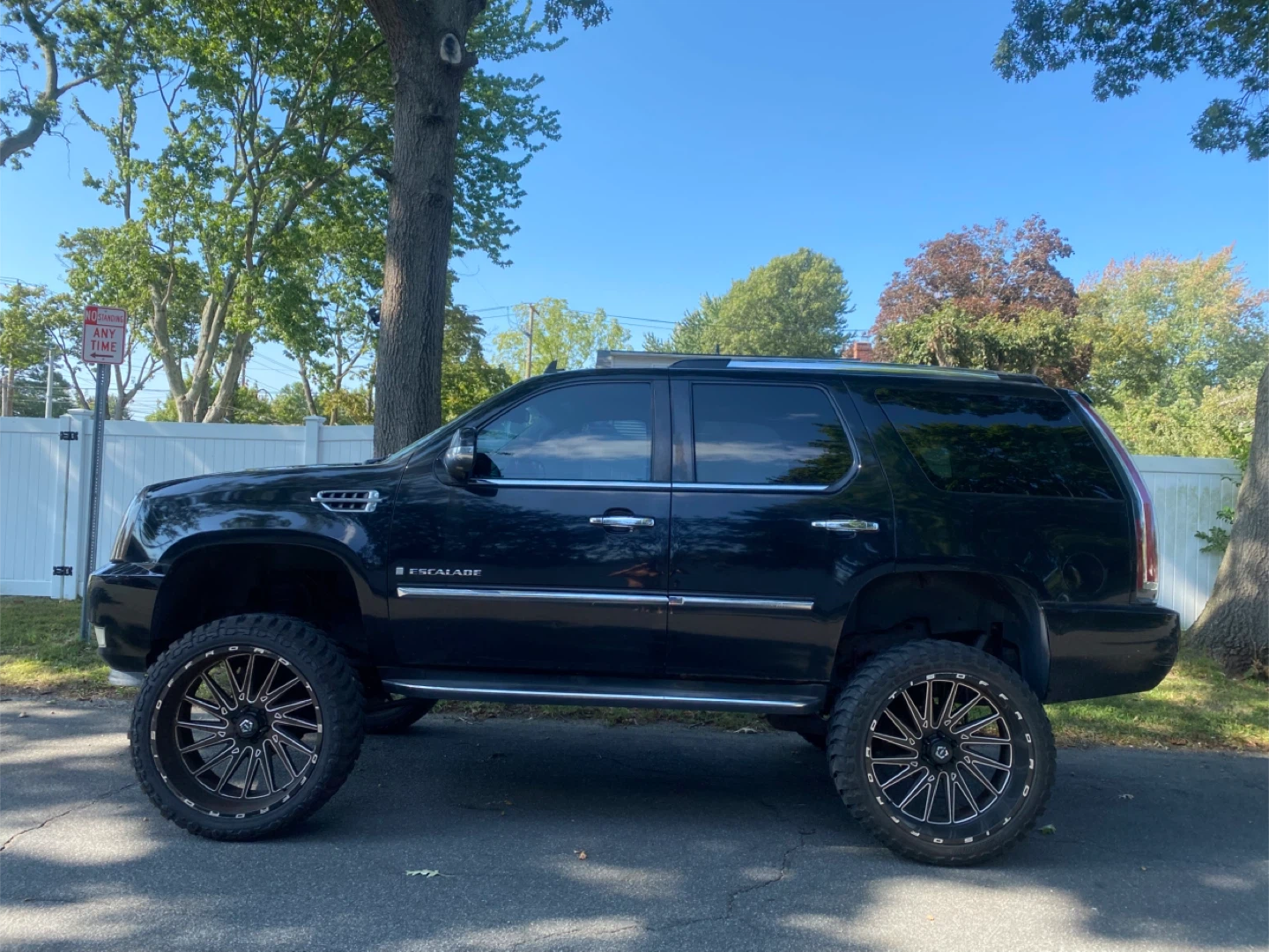 Black Cadillac Escalade SUV - photo 2