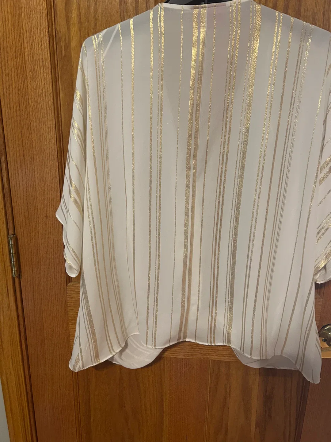 Jennifer Lopez White & Gold Blouse - XL image indicator(2)
