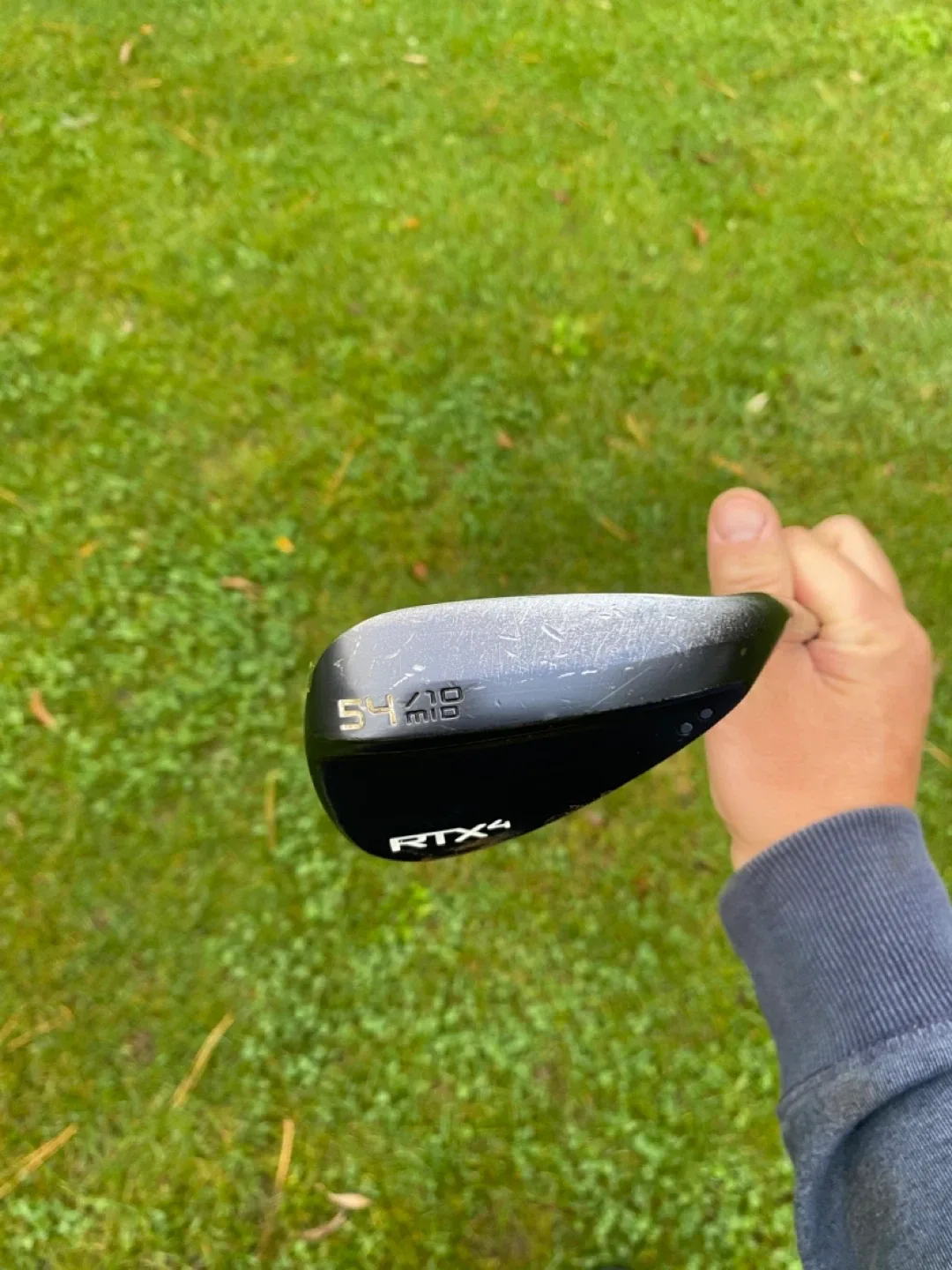 Cleveland RTX4 Wedge 54/10 Golf Club image indicator(2)