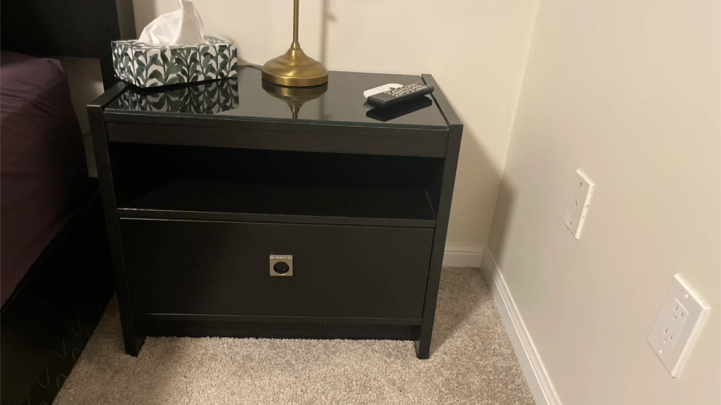 Complete Bedroom Set – Double Bed + Vanity & Nightstand for Sale - photo 4