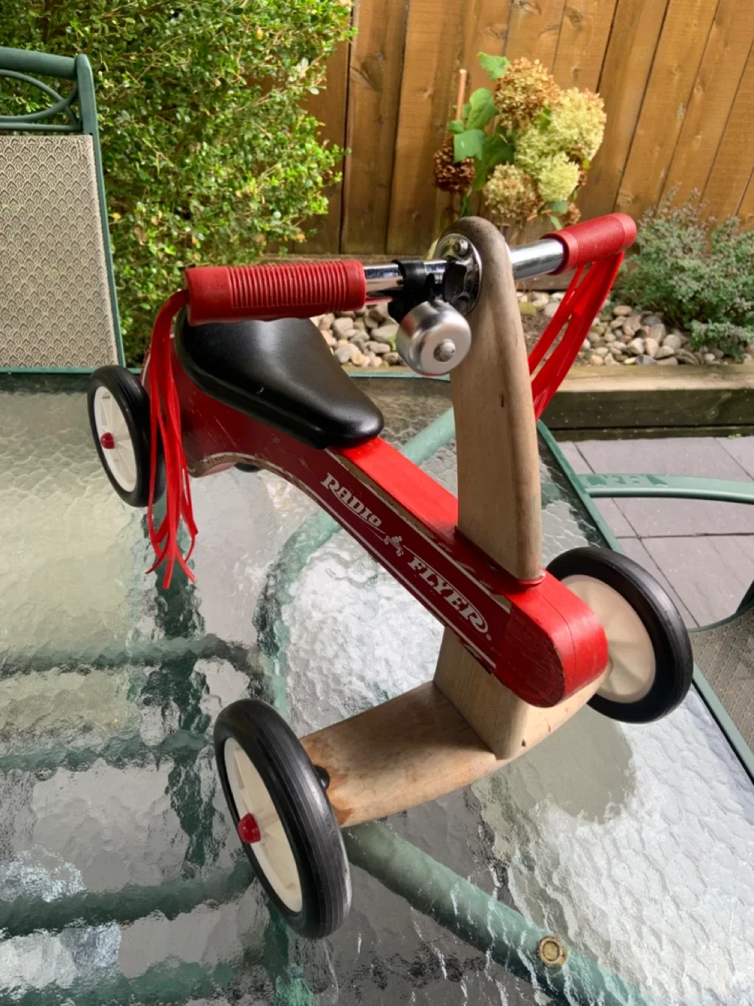 Radio Flyer Classic Tiny Trike image indicator(6)