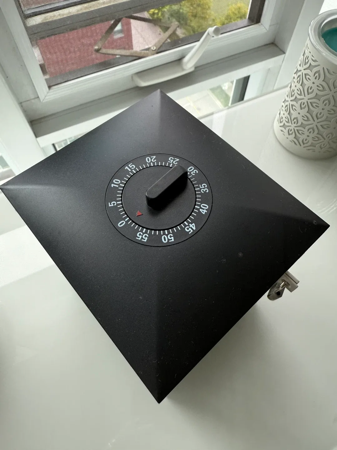 Cell phone jail/cage with timer image indicator(2)