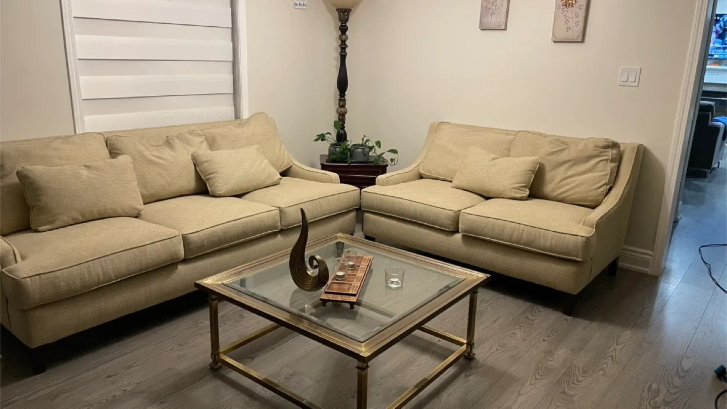 Elegant Living Room Set in Great Condition – For Sale! image indicator(8)
