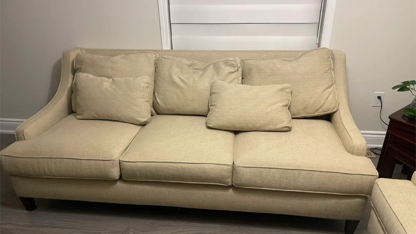 Elegant Living Room Set in Great Condition – For Sale! image indicator(9)