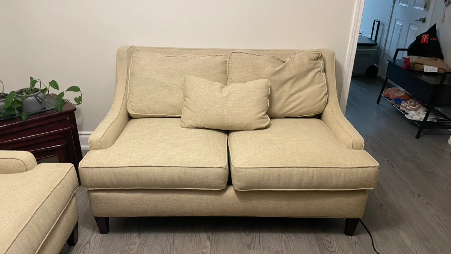 Elegant Living Room Set in Great Condition – For Sale! image indicator(10)