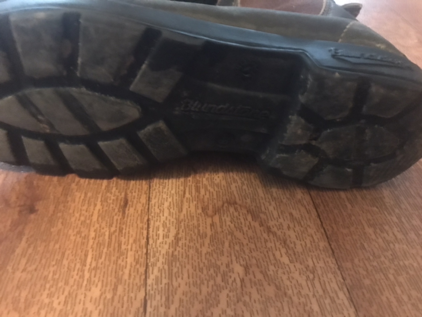 Blundstone 500 Boots, Size 8.5 mens - photo 2