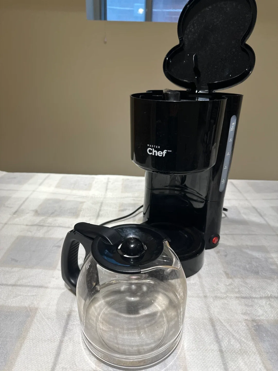 Master Chef 12-Cup Coffee Maker - Black image indicator(10)