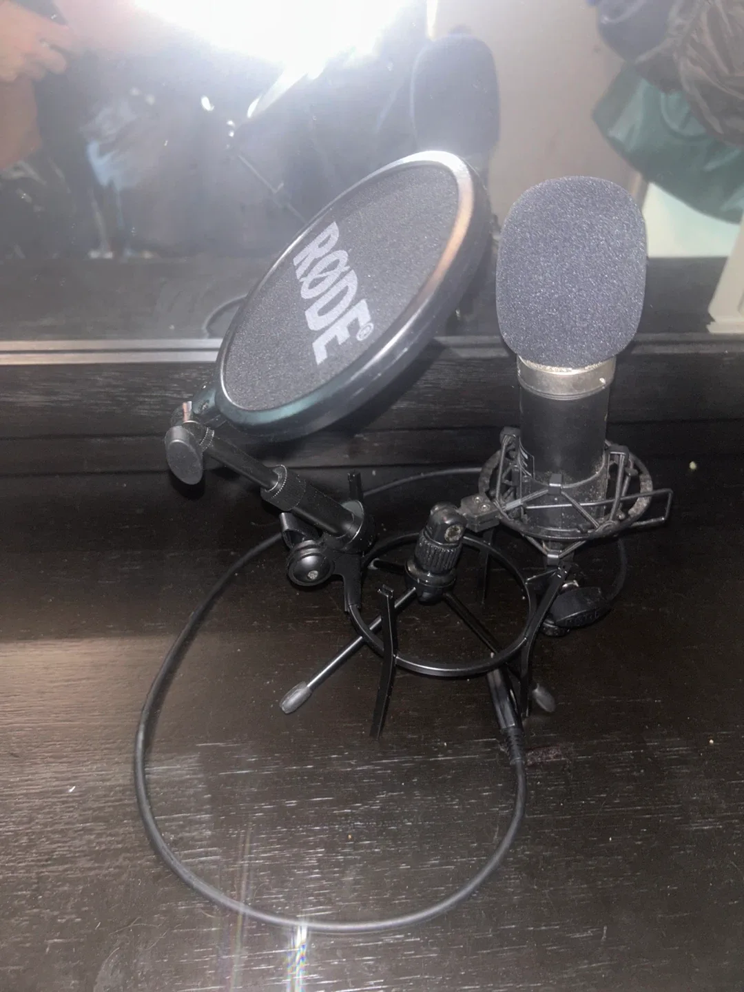 Marantz Professional Microphone with Rode Pop Filter thumbnail