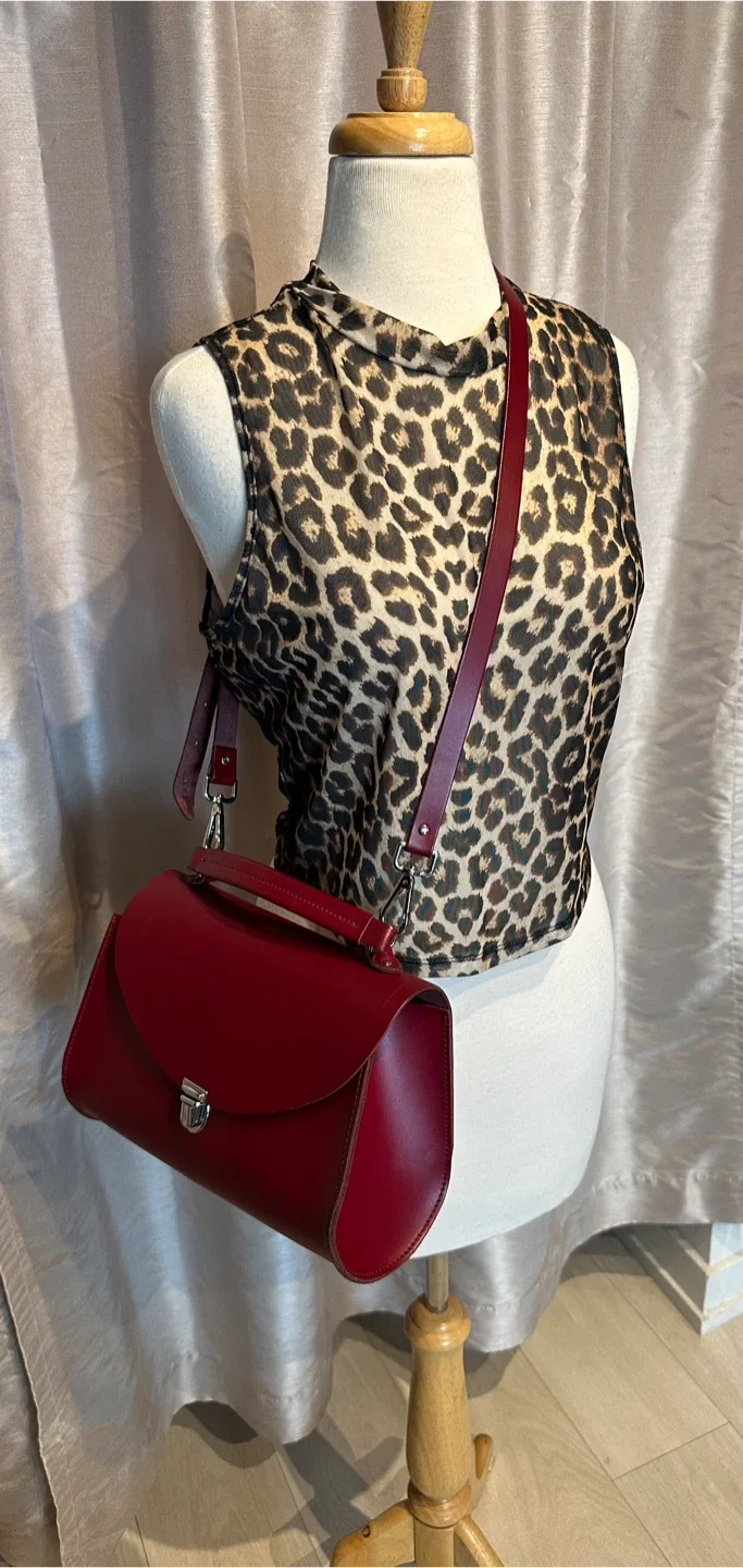 Cambridge Satchel Poppy bag image indicator(2)