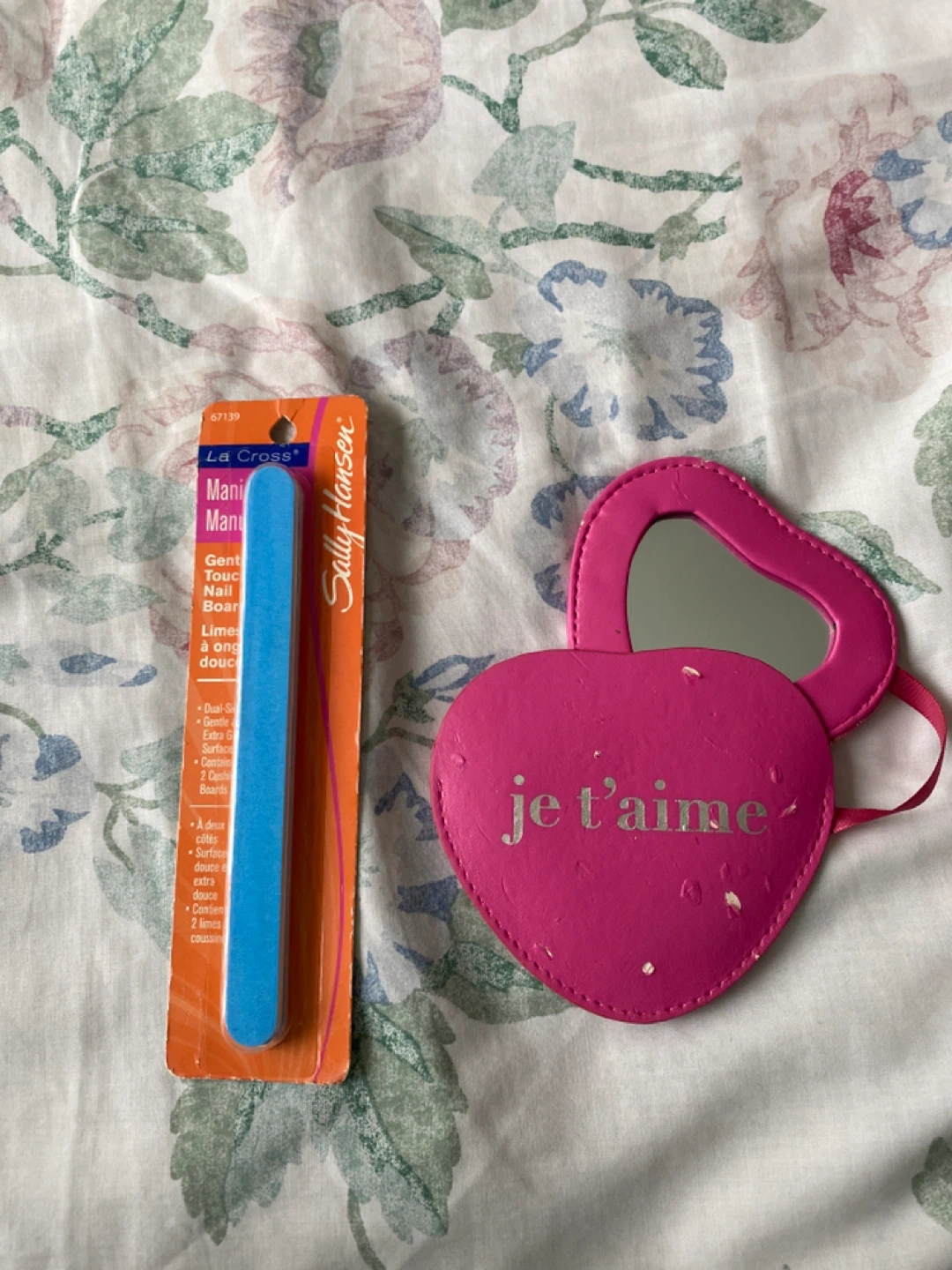 Sally Hansen Nail File & Heart Mirror