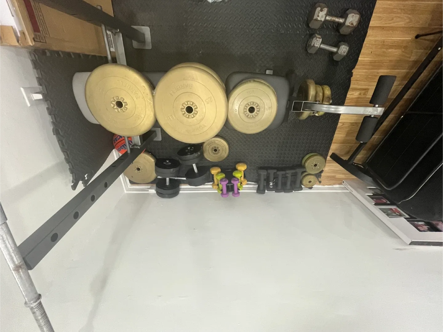 Gold's Gym XR 6.1 Weight Bench & Eliptical image indicator(2)