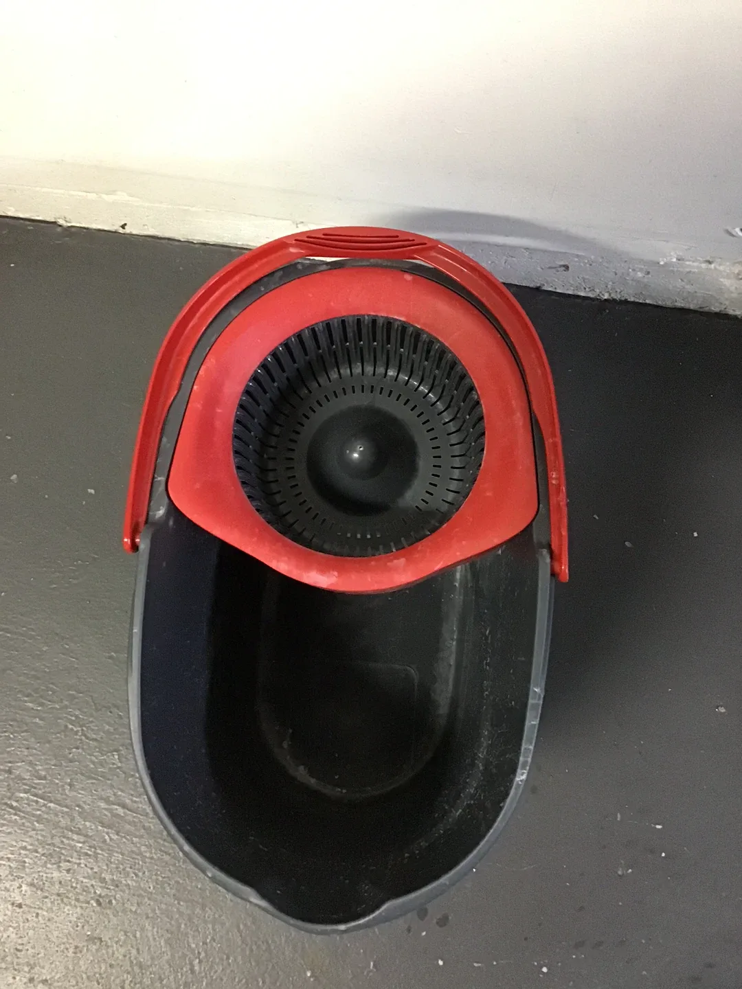 Vileda EasyWring Spin Mop Bucket - Gently Used image indicator(3)