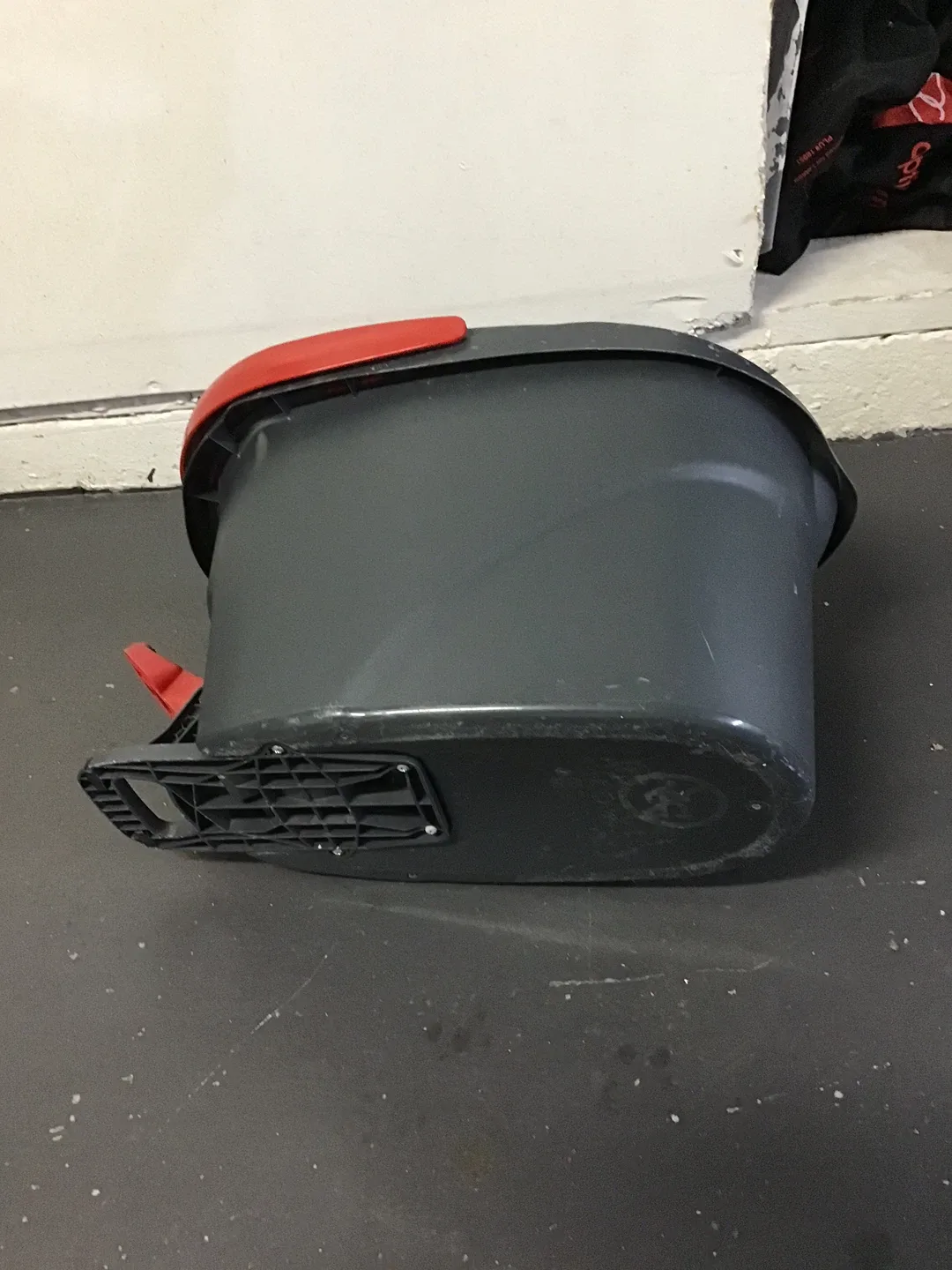 Vileda EasyWring Spin Mop Bucket - Gently Used image indicator(4)