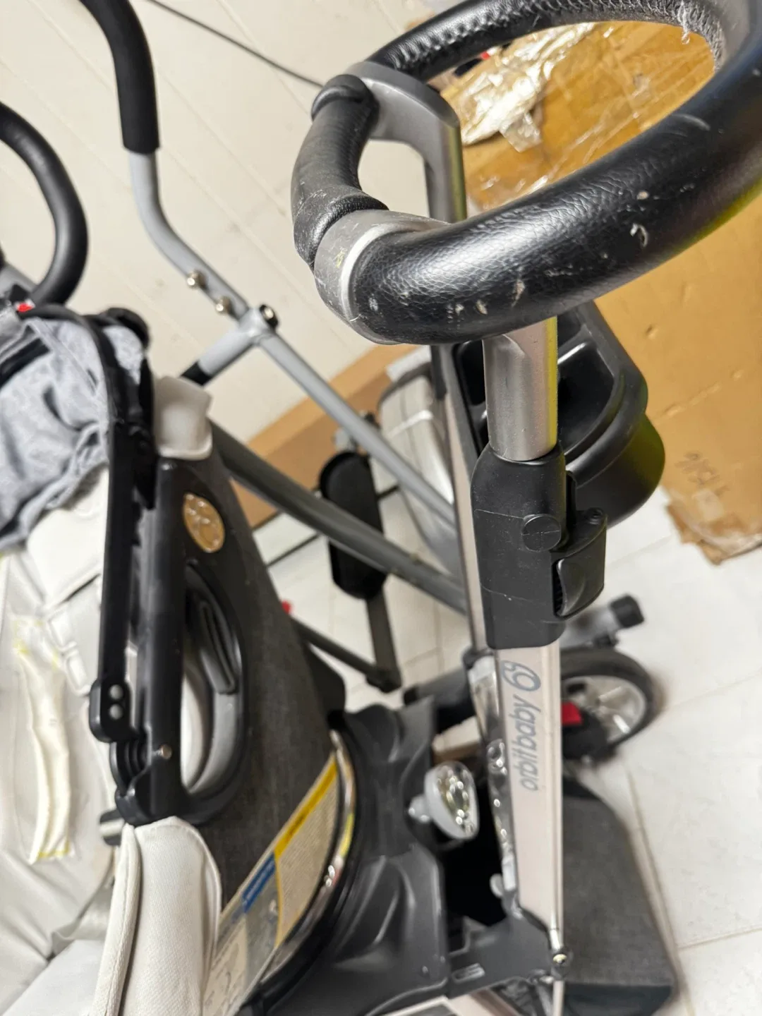 Orbit Baby G3 Stroller with Car Seat image indicator(4)