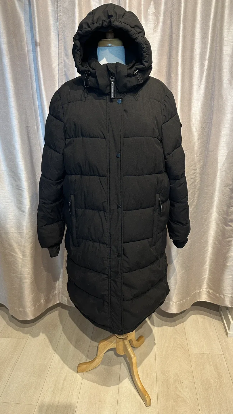 BCBGMAXAZRIA Black Puffer Coat thumbnail