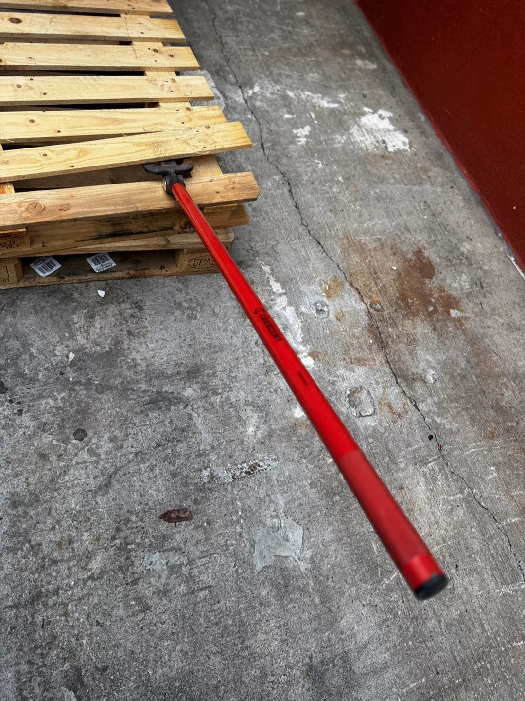 Crescent Pallet Buster Deck Removal Tool image indicator(4)