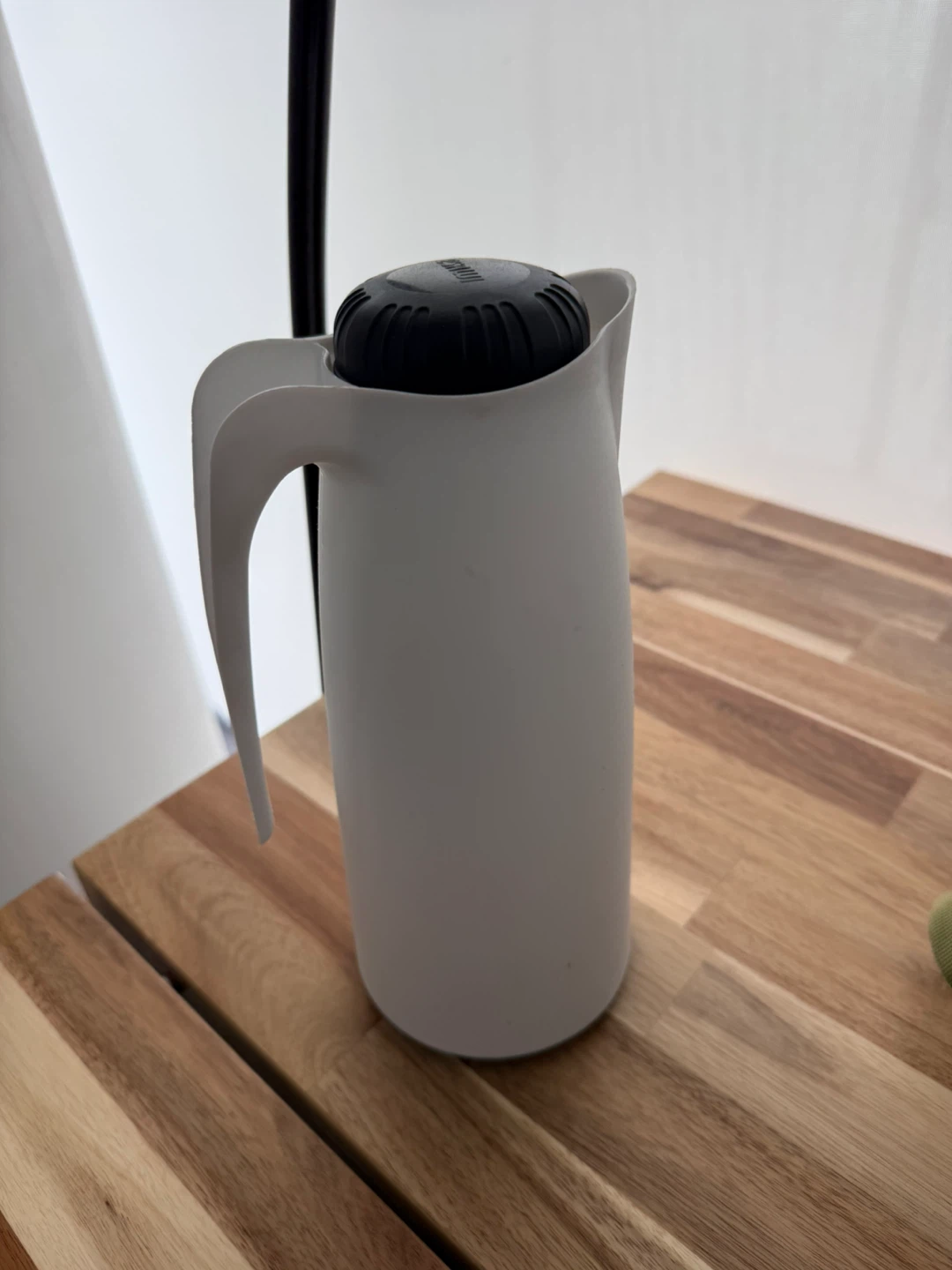 Vacuum flask
