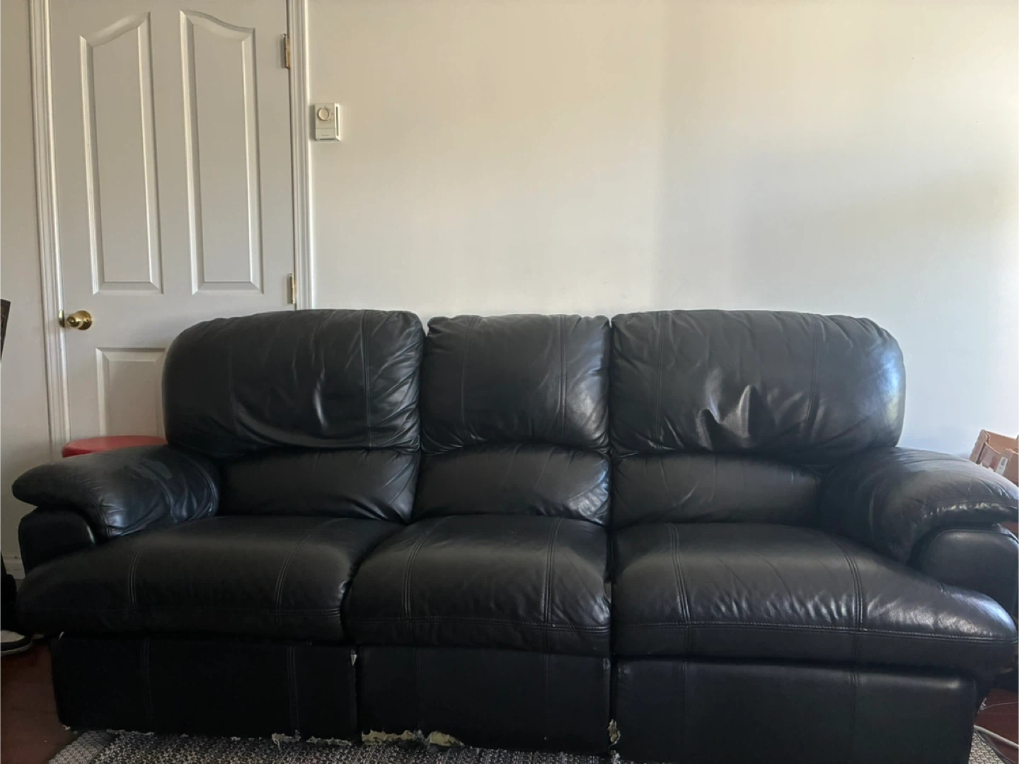 Used Furniture Set: Round Table & Black Leather Sofa - photo 2