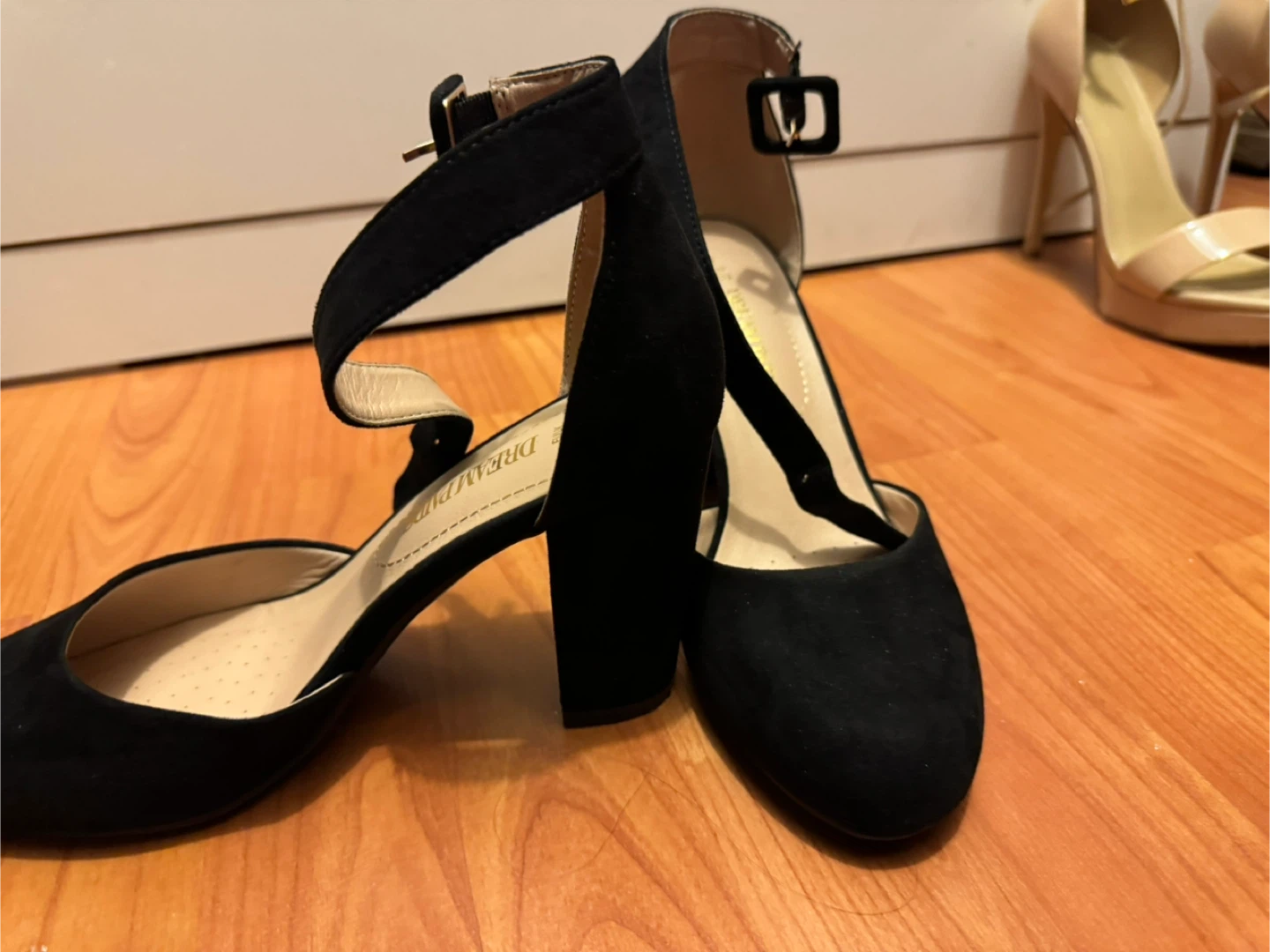 Black Heels - Size 8 - photo 2