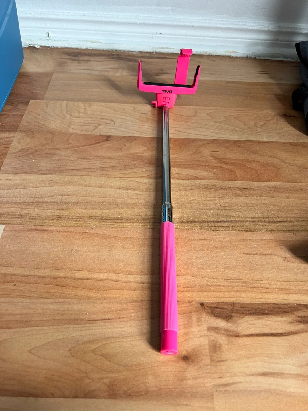 Tzumi Selfie Stick Tripod - Pink thumbnail