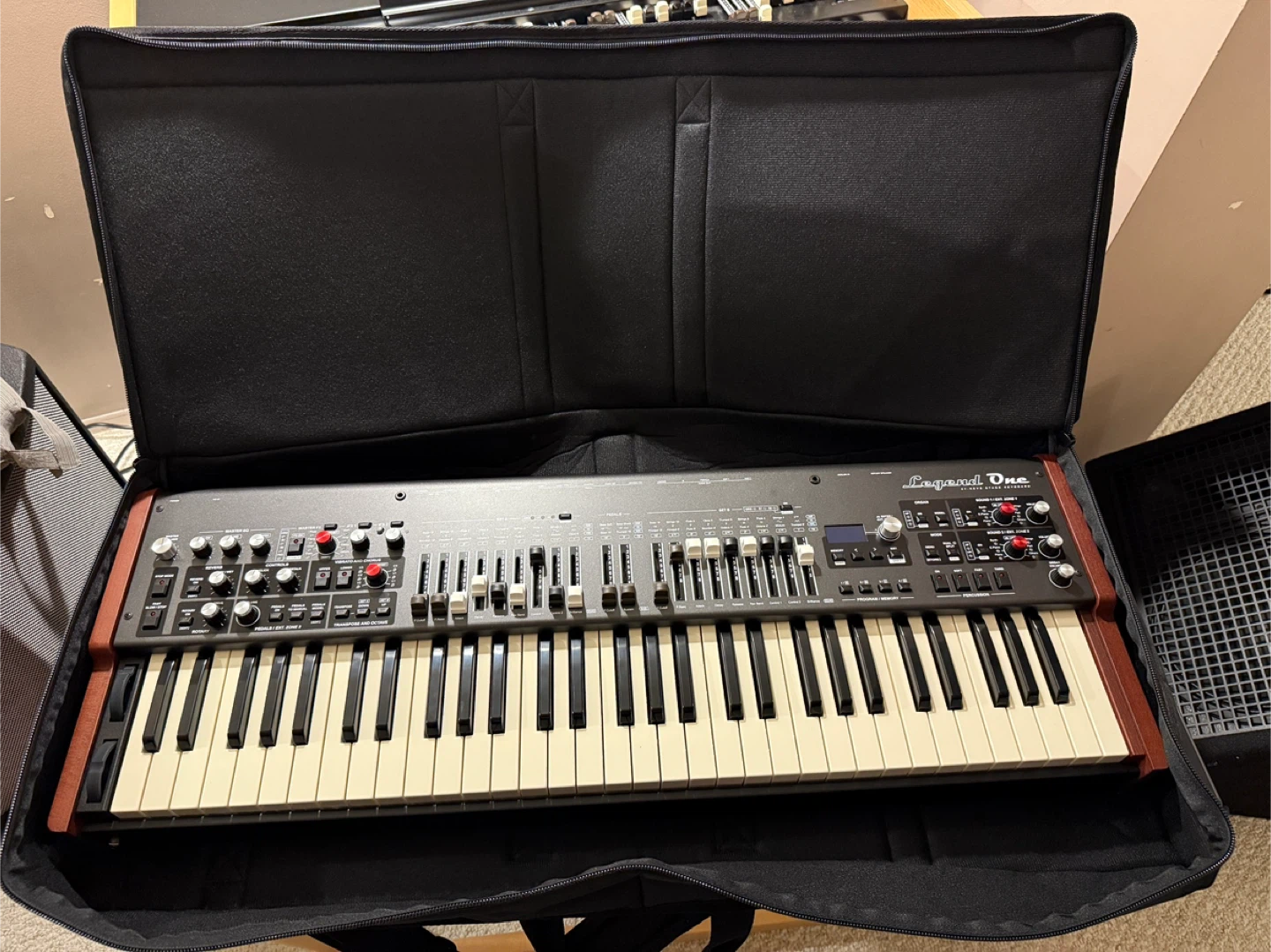 Viscount Legend One 61-Key Stage Keyboard