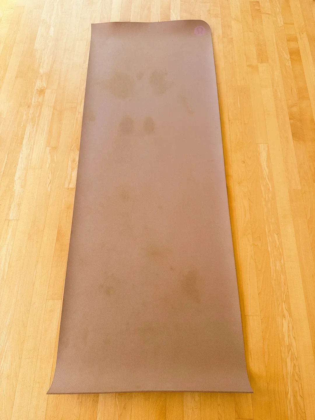 Lululemon Yoga Mat for Sale 🧘‍♀️✨ image indicator(3)