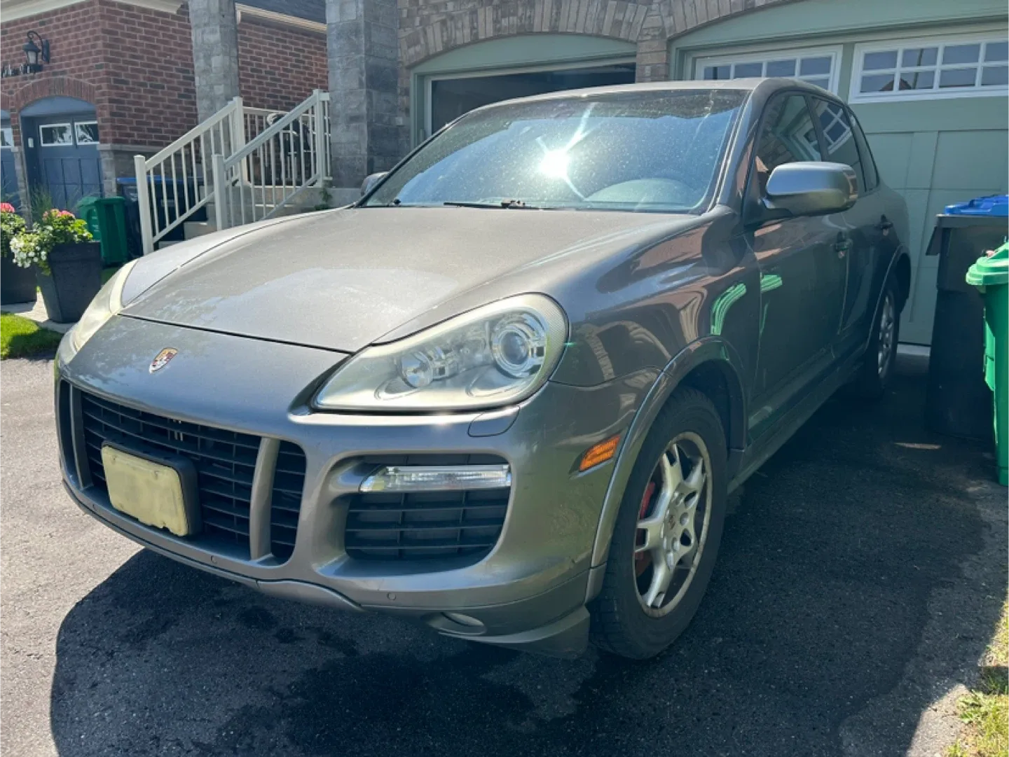 Porsche Cayenne SUV image indicator(4)