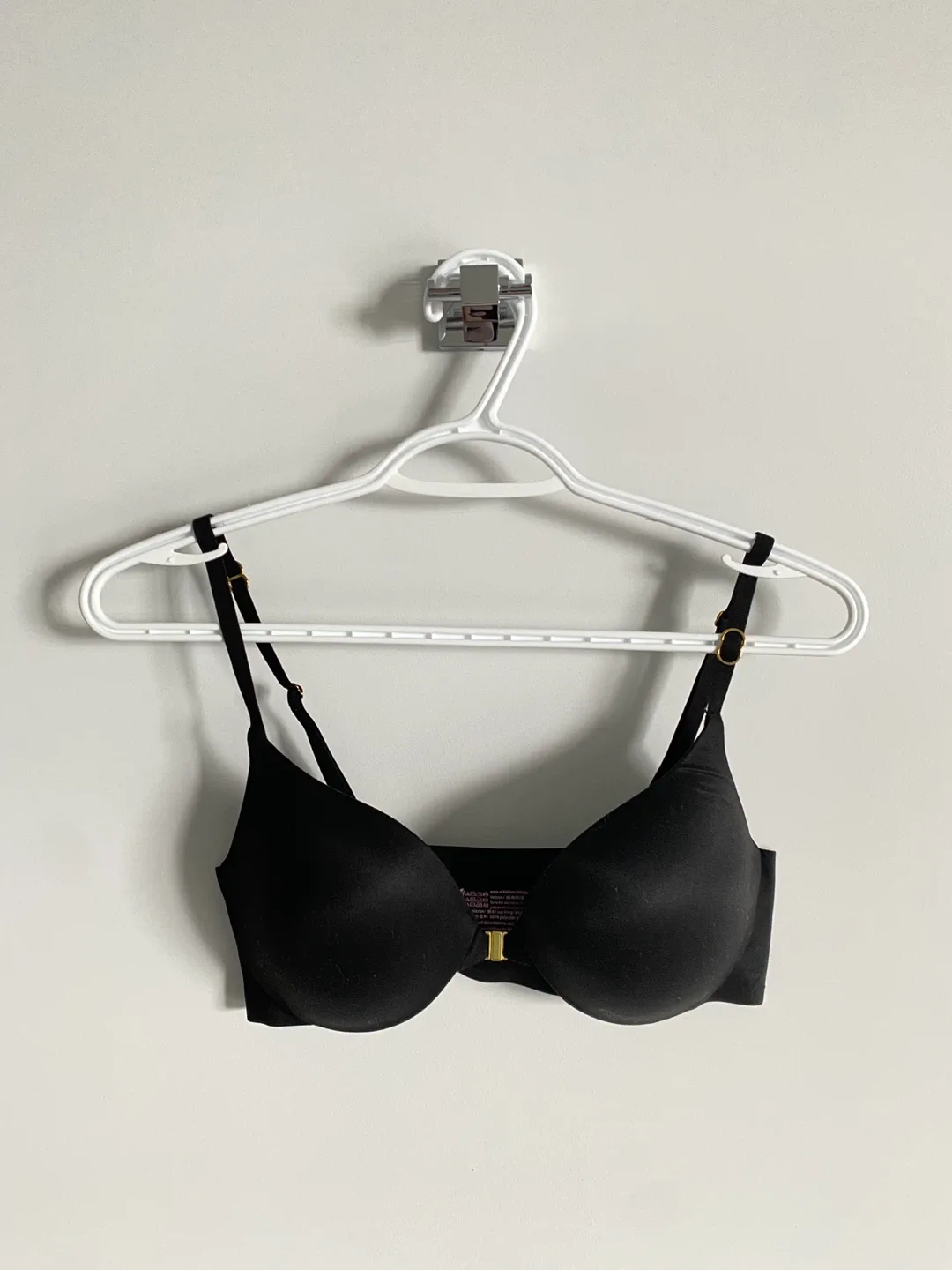 Victoria Secret Perfect Shape Front Close Black Push Up Bra thumbnail
