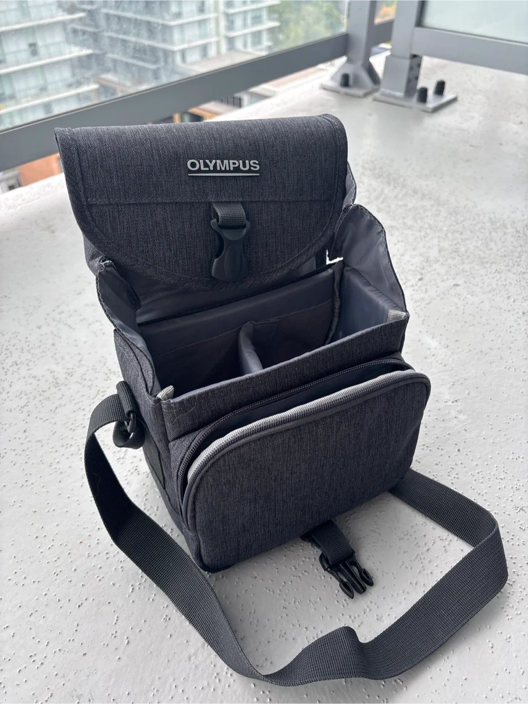 Olympus OM-D E-M10 Mark III image indicator(7)