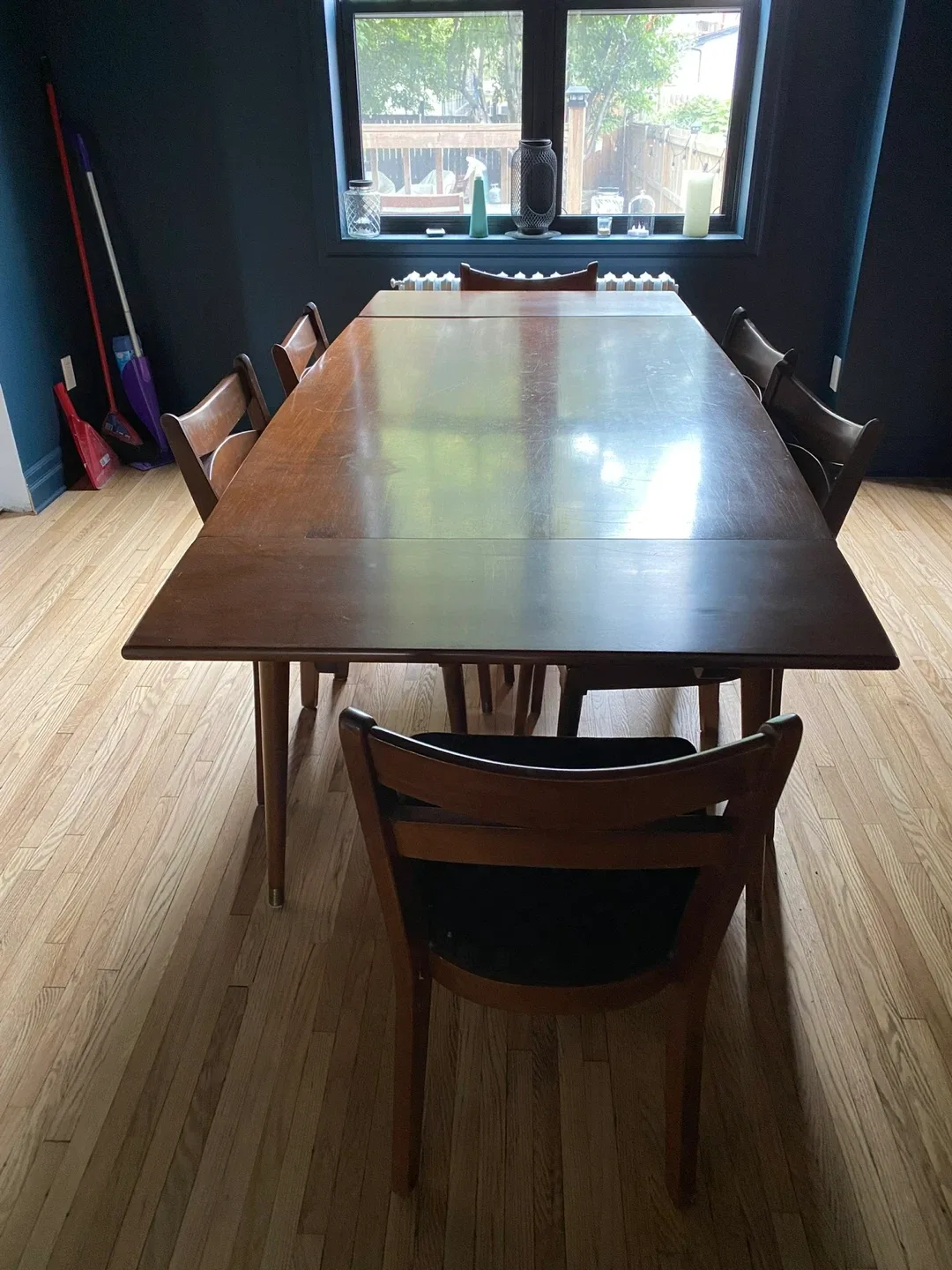 Mid-century Modern Dining Room Table + 6 Chairs image indicator(2)