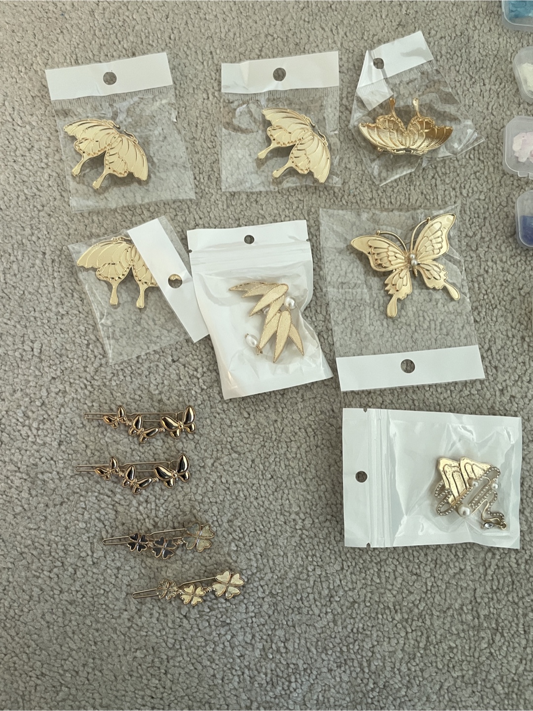 11 Gold Butterfly Hair Accessories - New - photo 3