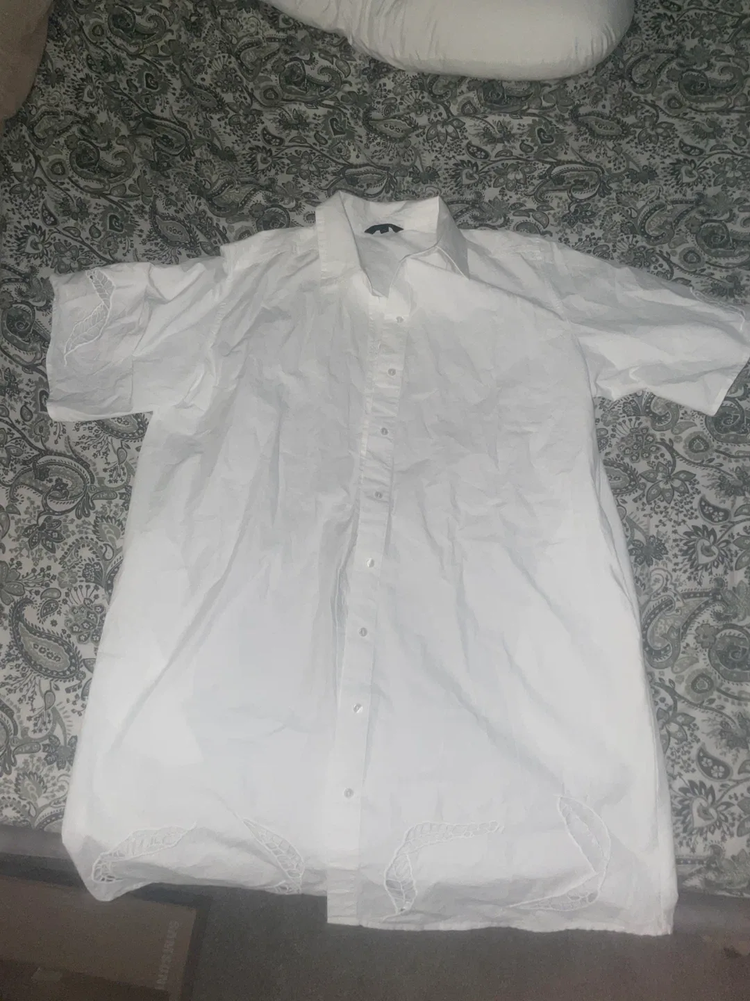 Wardrobe White Button-Up Shirt - Size L image indicator(2)