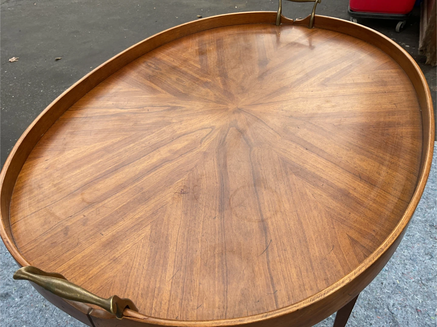 MAHOGANY OVAL SERVING TABLE BY DREXEL FURNITURE - photo 3