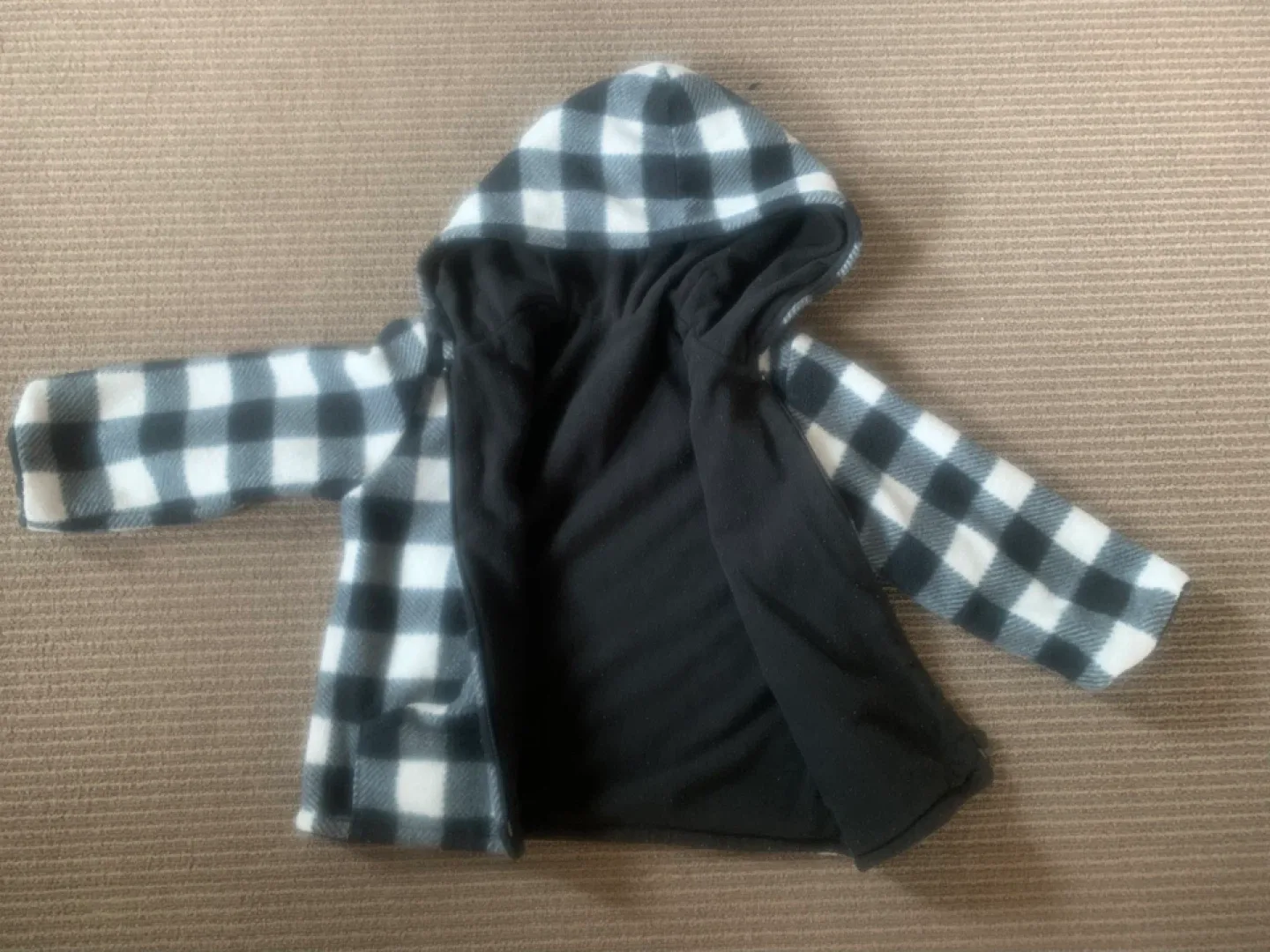 The Children’s Place Bl Jacket, Bk&Wh Plaid jackets size 3T image indicator(6)