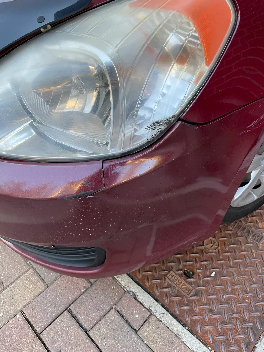 Hyundai Accent - Red - Used Condition image indicator(7)