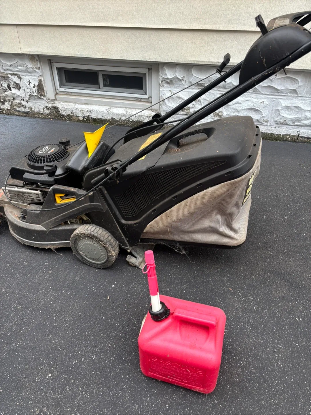 Ariens 21" Lawn Mower image indicator(2)