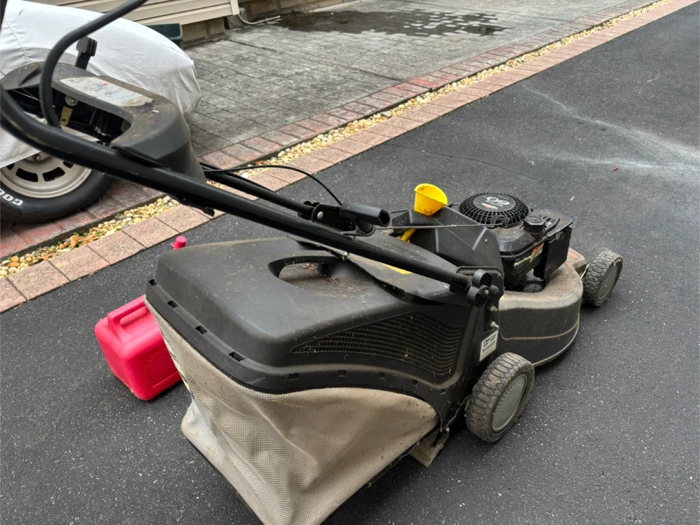 Ariens 21" Lawn Mower image indicator(3)