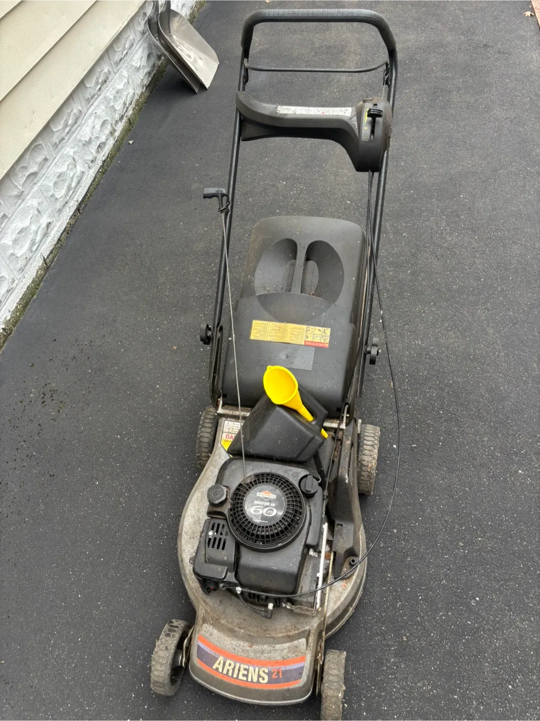 Ariens 21" Lawn Mower image indicator(5)