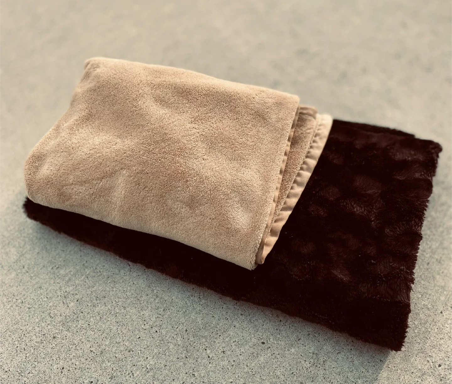 FREE Brown & Beige Throw Blanket thumbnail