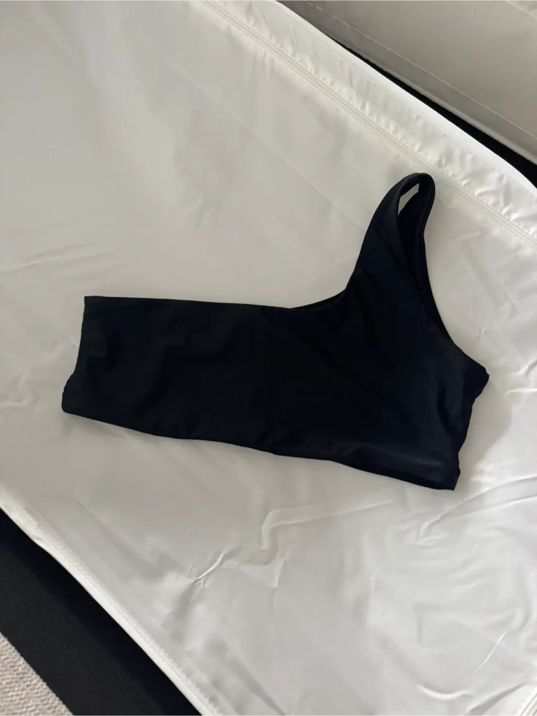 Black One-Shoulder Swim Top - M thumbnail
