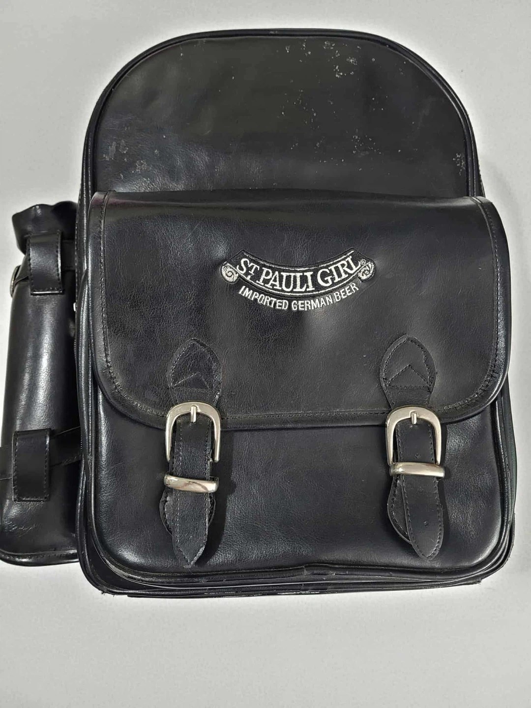 Legacy Picnic Time Backpack St. Pauli Girl german beer logo!!!